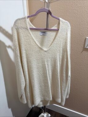 Old Navy Cream V-Neck Fuzzy Sweater